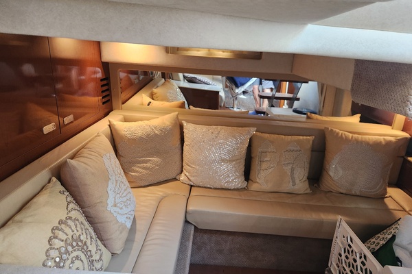 37ft Sea Ray Yacht For Sale