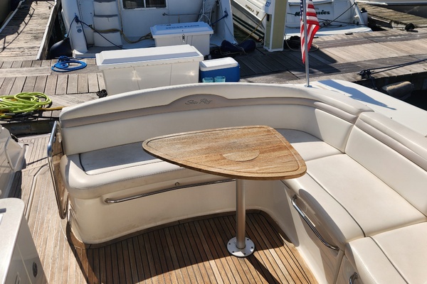 37ft Sea Ray Yacht For Sale