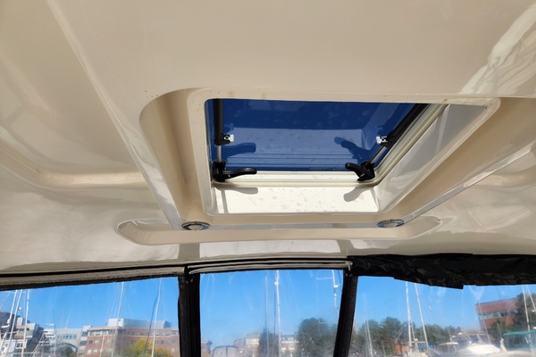 37ft Sea Ray Yacht For Sale