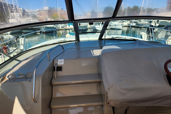 37ft Sea Ray Yacht For Sale