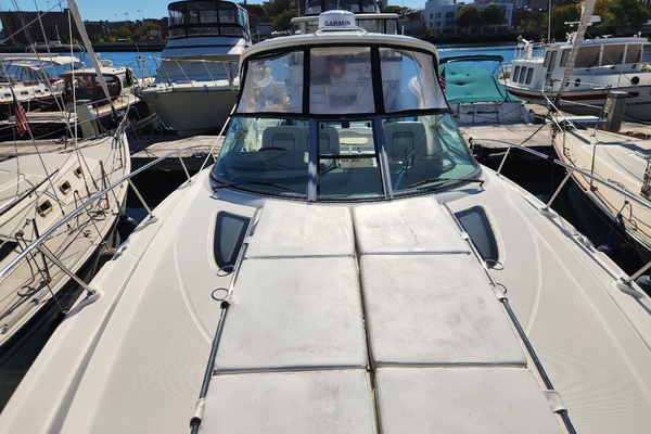 37ft Sea Ray Yacht For Sale