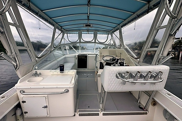 35ft Contender Yacht For Sale