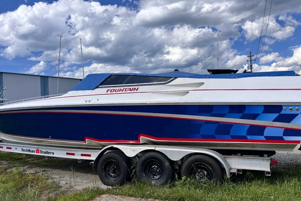 35ft Fountain Yacht For Sale