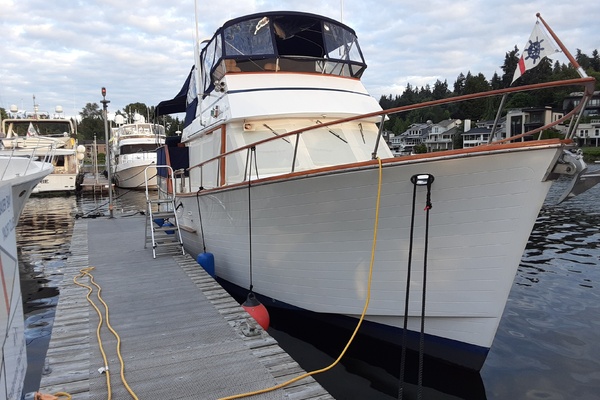 43ft Ocean Alexander Yacht For Sale