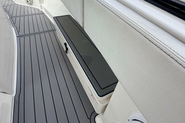 Piece of Mind 42ft Hydra Sports Yacht For Sale