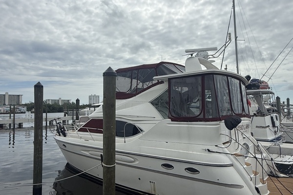2000 Maxum 41 SCA