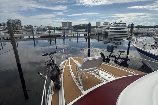 41ft Maxum Yacht For Sale