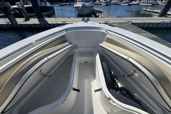 24ft Pursuit Yacht For Sale