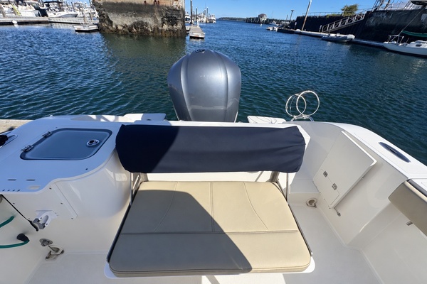 24ft Pursuit Yacht For Sale