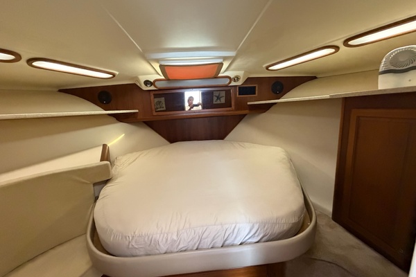Sea Bandit 38ft Luhrs Yacht For Sale