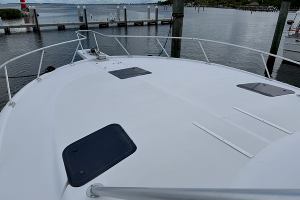 Sea Bandit 38ft Luhrs Yacht For Sale