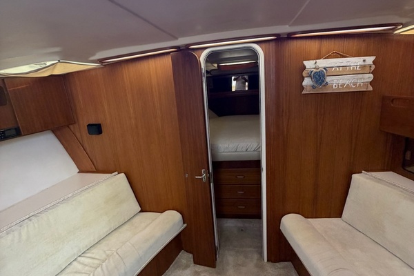 Sea Bandit 38ft Luhrs Yacht For Sale