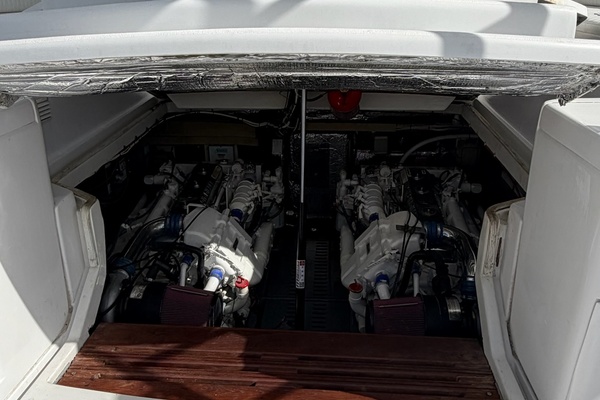Sea Bandit 38ft Luhrs Yacht For Sale
