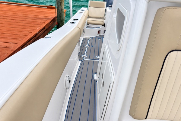 26ft Sea Fox Yacht For Sale