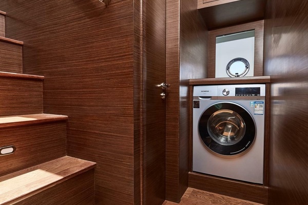 Fly 78