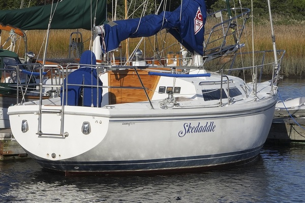 Skedaddle 30ft Catalina Yacht For Sale