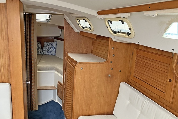 Skedaddle 30ft Catalina Yacht For Sale