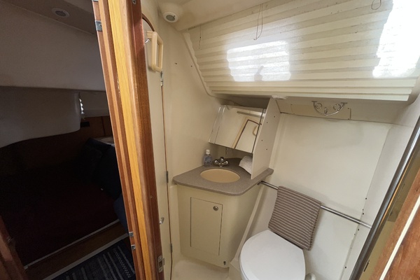 Liberte 40ft Hunter Yacht For Sale