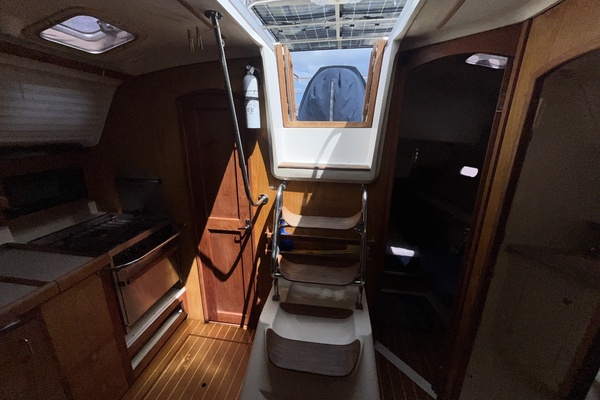 Liberte 40ft Hunter Yacht For Sale