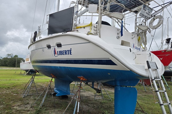 Liberte 40ft Hunter Yacht For Sale