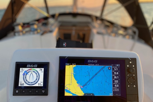 Liberte 40ft Hunter Yacht For Sale