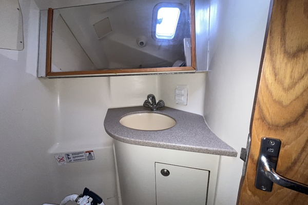 Liberte 40ft Hunter Yacht For Sale