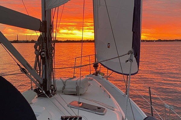 Liberte 40ft Hunter Yacht For Sale