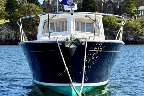 Kamal 34ft MJM Yacht For Sale