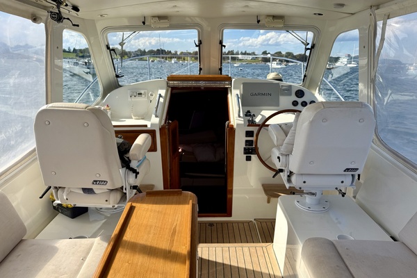 Kamal 34ft MJM Yacht For Sale