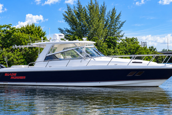 2007 Intrepid 47
