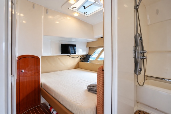 47ft Intrepid Yacht For Sale