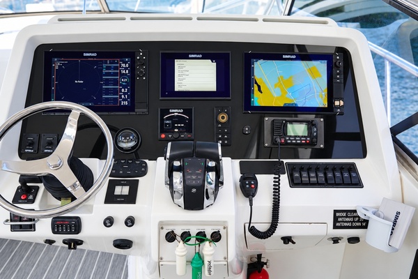 47ft Intrepid Yacht For Sale
