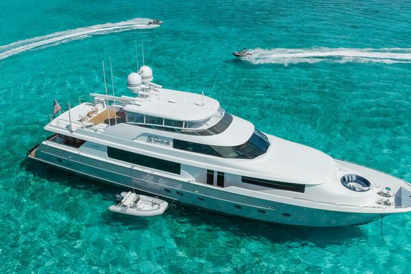 2006Westport 112 ft    No Shortcuts