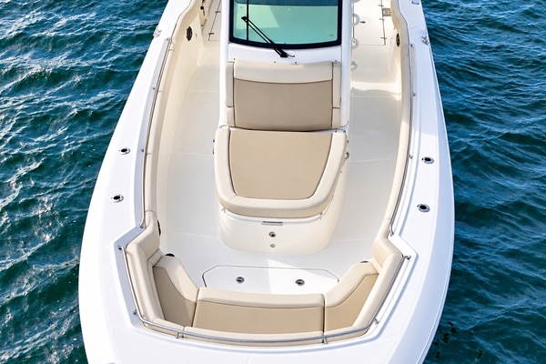 33ft Boston Whaler Yacht For Sale
