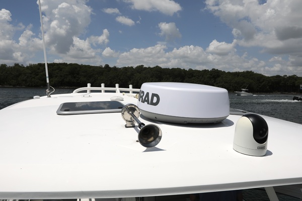 32ft Boston Whaler Yacht For Sale