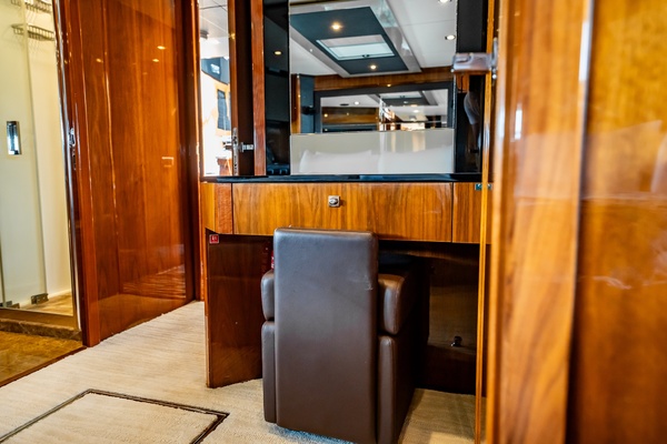 2009Sunseeker 84 ft Predator 84   Victory Lane
