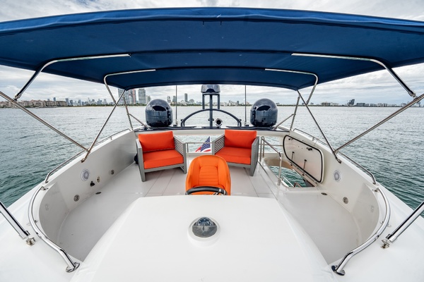 2009Sunseeker 84 ft Predator 84   Victory Lane