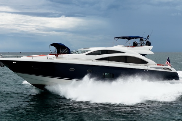 2009Sunseeker 84 ft Predator 84   Victory Lane