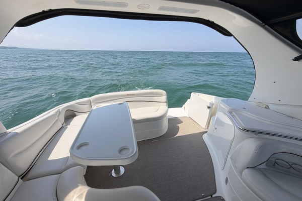 Water Wings 37ft Wellcraft Yacht For Sale
