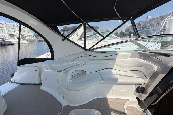 Water Wings 37ft Wellcraft Yacht For Sale