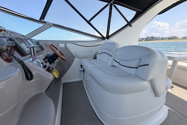 Water Wings 37ft Wellcraft Yacht For Sale