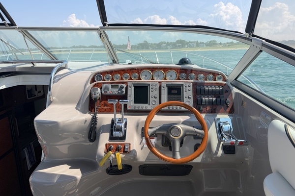 Water Wings 37ft Wellcraft Yacht For Sale
