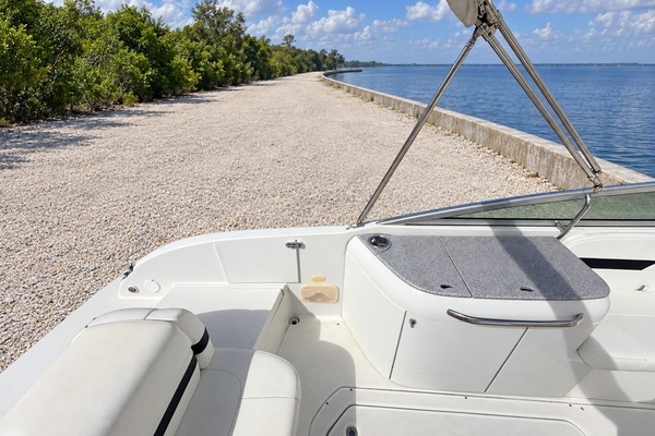 Winslow s Escape 26ft Formula Yacht For Sale