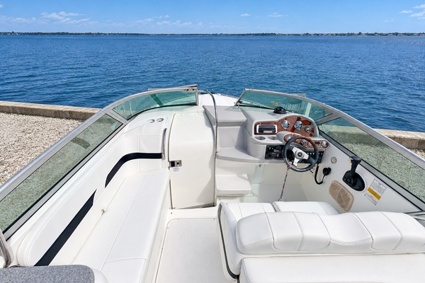 Winslow s Escape 26ft Formula Yacht For Sale
