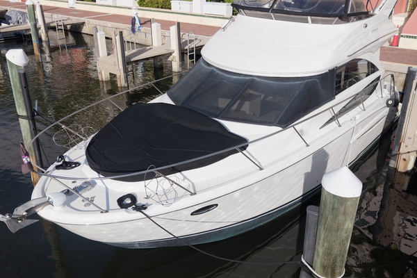 35ft Meridian Yacht For Sale