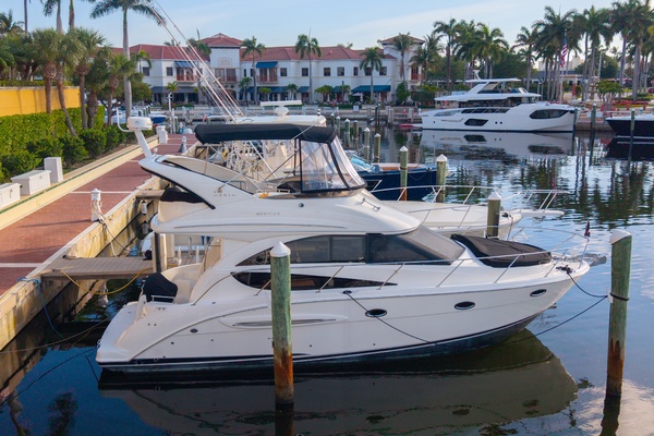 35ft Meridian Yacht For Sale