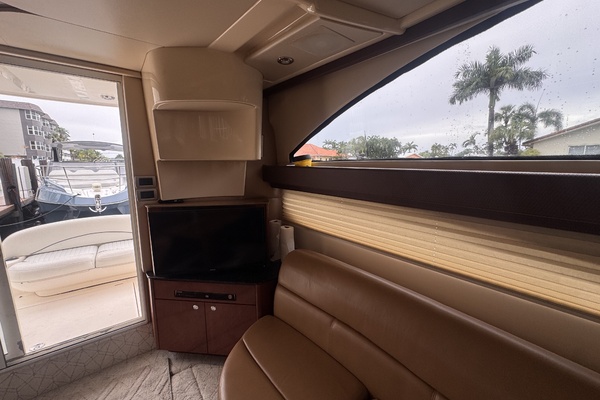 35ft Meridian Yacht For Sale