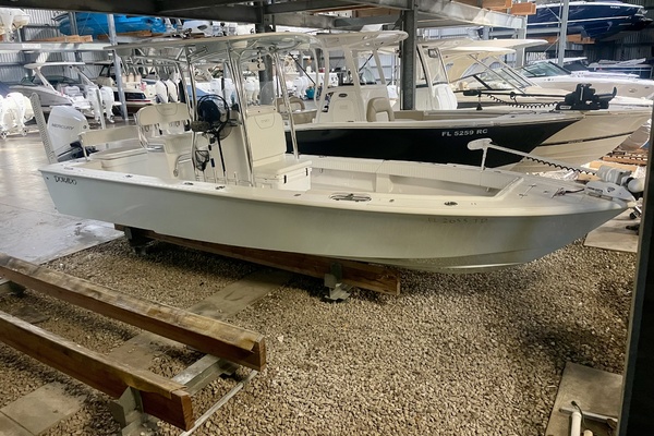 2022Dorado 25 ft 25 FD