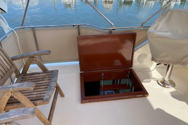 Achimedes 47ft Chris Craft Yacht For Sale