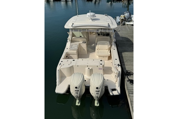 32ft Grady White Yacht For Sale